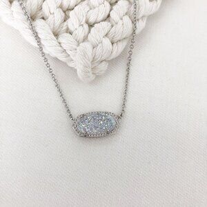 Authentic Kendra Scott Elisa Silver Iridescent Drusy Pendant Necklace